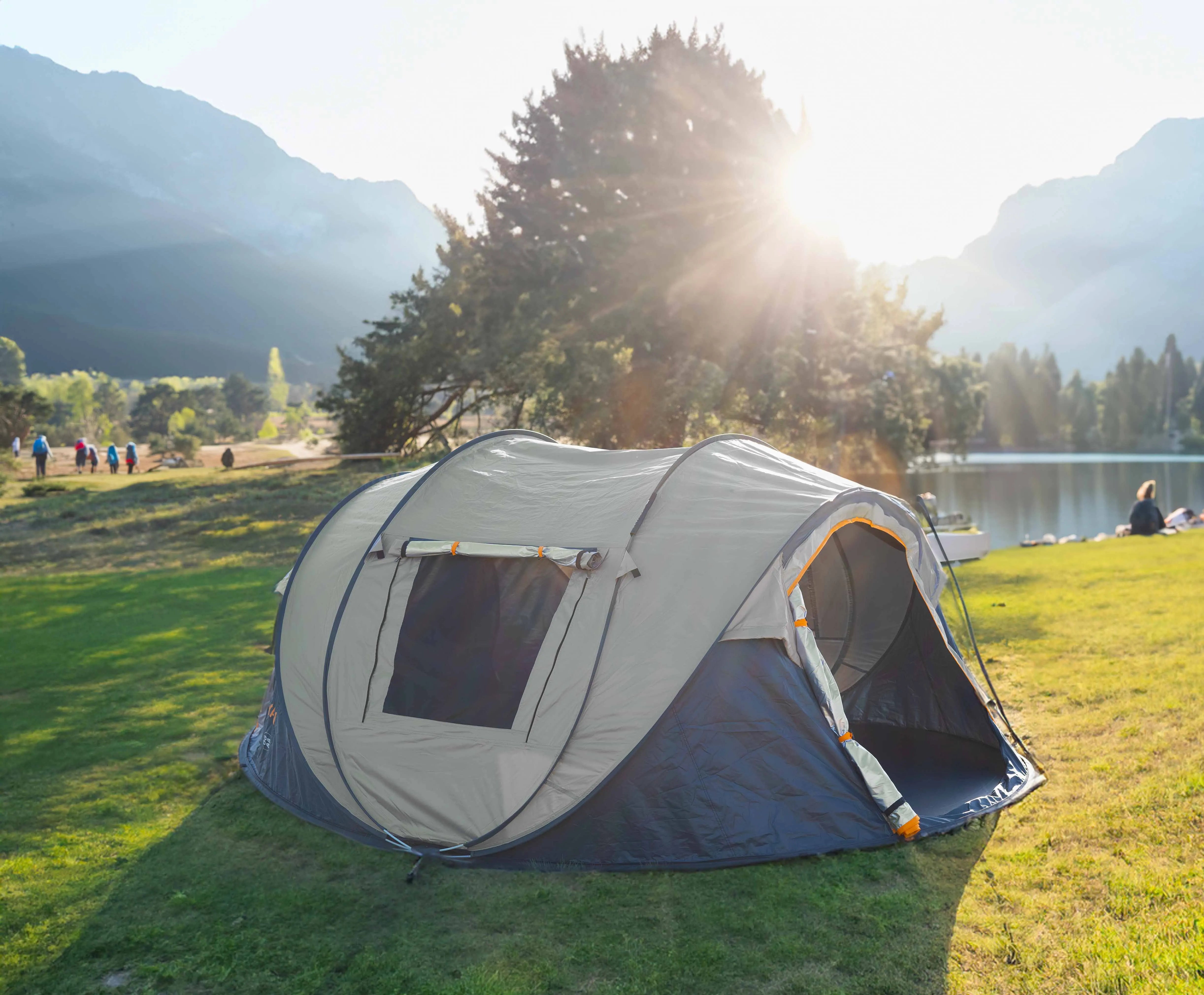 Pop Up Tent - 8000MM water column - Sand