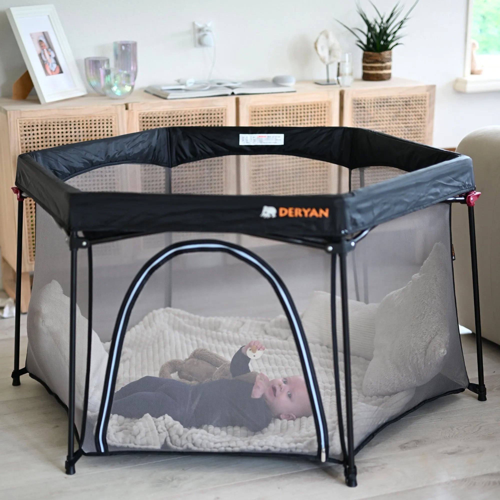 Playpen Black